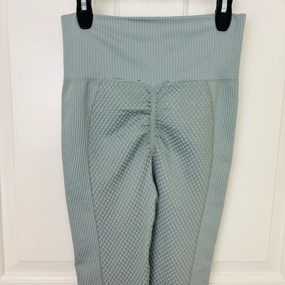 Bailey 44 Sport NWT Workout Set Leggings and Zip up Jacket Size Small - Picture 10 of 14